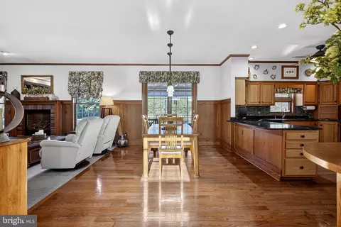 Dining - 657 Vance Neck Rd, Middletown, DE 19709 photo 4 of 6