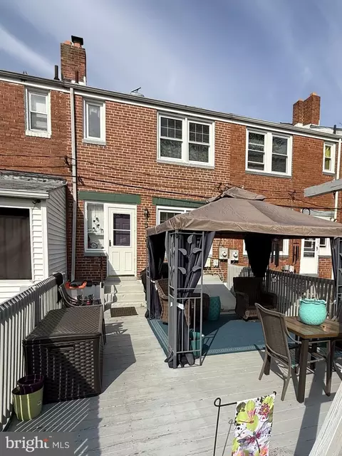 256 Birch Ave, Elsmere, DE 19805 photo 2