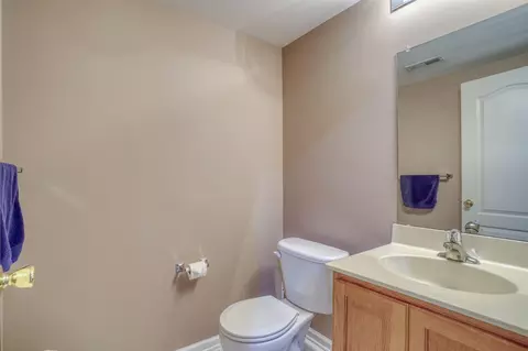 Bath - 213 Loft St, Townsend, DE 19734 photo 5 of 5