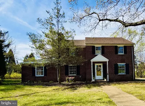 110 Alapocas Dr, Wilmington, DE 19803