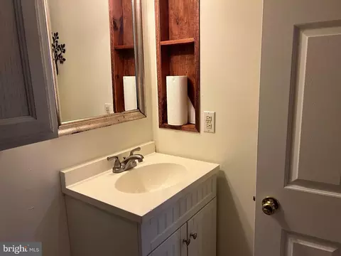 Bath - 409 Corato Ct, Bear, DE 19701 photo 2 of 2