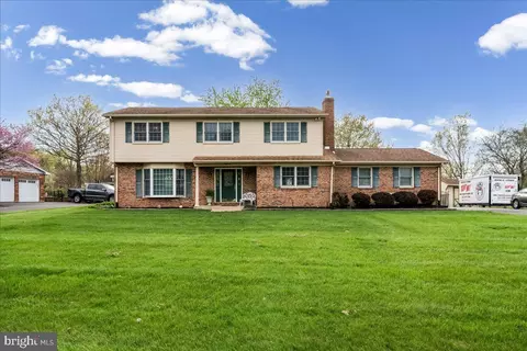 18 Kimmie Ct, Bear, DE 19701