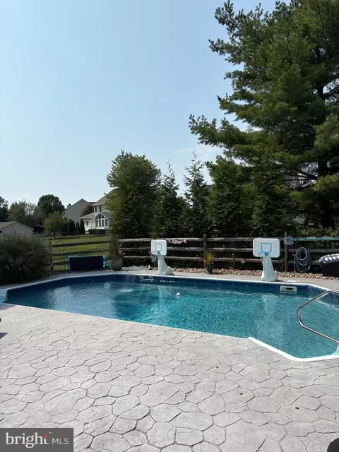 Exterior - 105 Pegasus Ct, Bear, DE 19701 photo 3 of 4