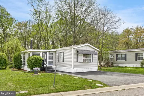 13 N Dragon Dr #A008, Bear, DE 19701