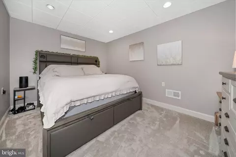 Bedroom - 33 Waterton Dr, Bear, DE 19701 photo 10 of 10