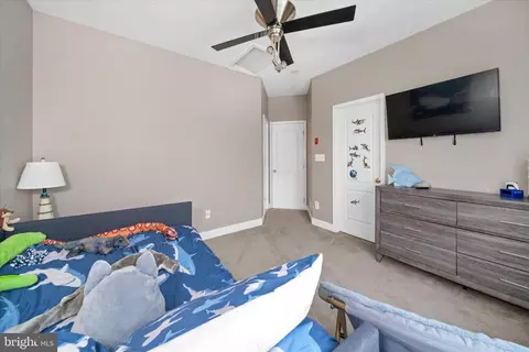 Bedroom - 33 Waterton Dr, Bear, DE 19701 photo 7 of 10