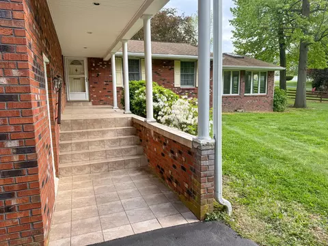 Exterior - 300 Suffolk Dr, Bear, DE 19701 photo 3 of 9