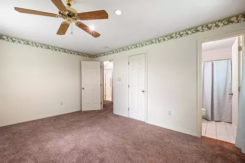Bedroom - 300 Suffolk Dr, Bear, DE 19701 photo 2 of 4