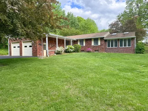 Exterior - 300 Suffolk Dr, Bear, DE 19701 photo 1 of 9