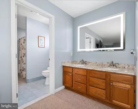 Bath - 703 Spinnaker St, Middletown, DE 19709 photo 1 of 6