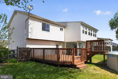 Exterior - 52 Castle Run Dr, Bear, DE 19701 photo 5 of 5