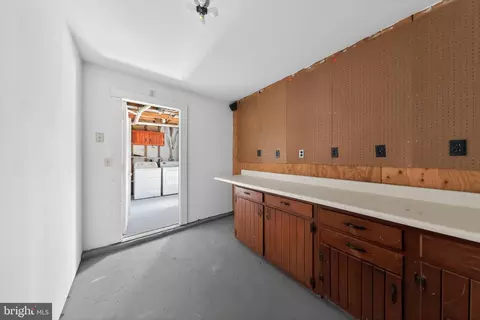 Entry Way - 52 Castle Run Dr, Bear, DE 19701 photo 4 of 5
