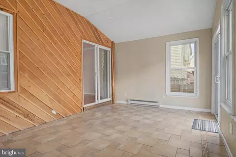 Entry Way - 607 5th St, Newark, DE 19711 photo 6 of 7