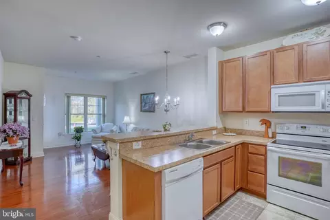 2000 Fountainview Cir #2111, Newark, DE 19713