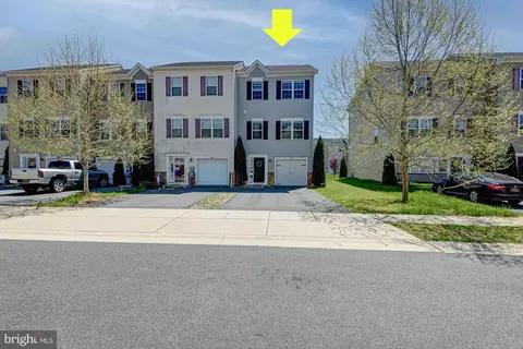 Exterior - 860 Lissicasey Loop, Middletown, DE 19709 photo 2 of 4
