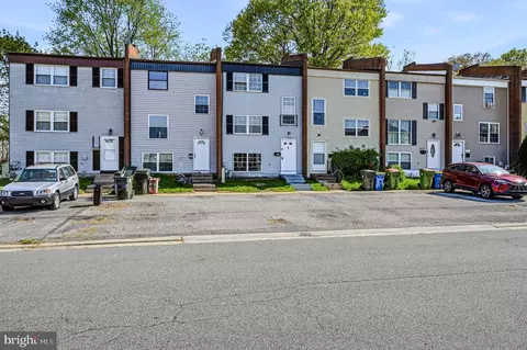 206 Whitherspoon Ln, Newark, DE 19713