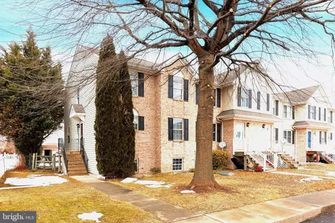 610 Louis Ln, Middletown, DE 19709