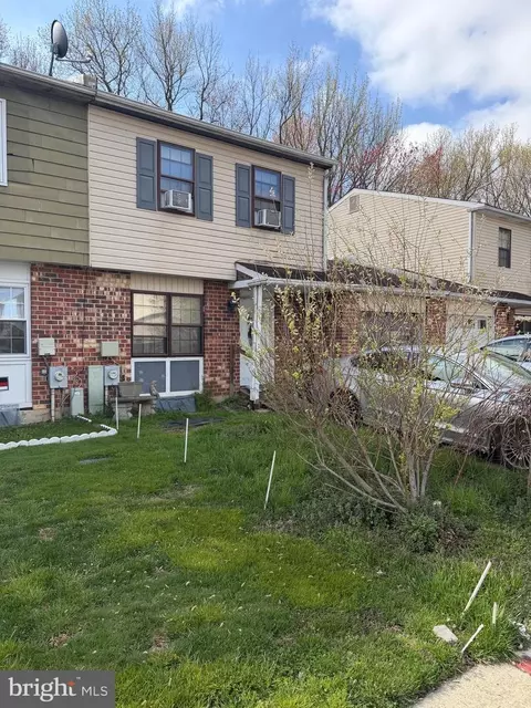 27 Bradley, Newark, DE 19702