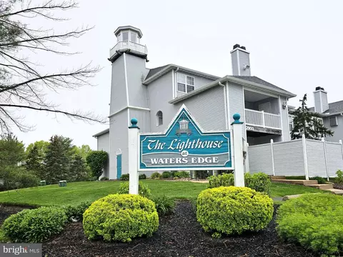 1704 Waters Edge Dr #105, Newark, DE 19702