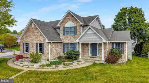 116 Greenbrier Dr, Bear, DE 19701