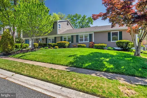 Exterior - 20 Vassar Dr, Newark, DE 19711 photo 5 of 7