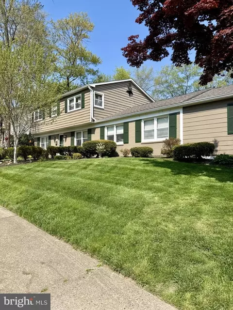 20 Vassar Dr, Newark, DE 19711