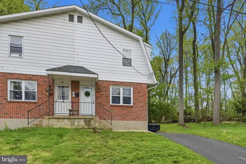 15 White Clay Dr, Newark, DE 19711