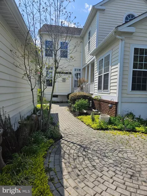 Exterior - 14 Meridian Blvd, Bear, DE 19701 photo 5 of 14