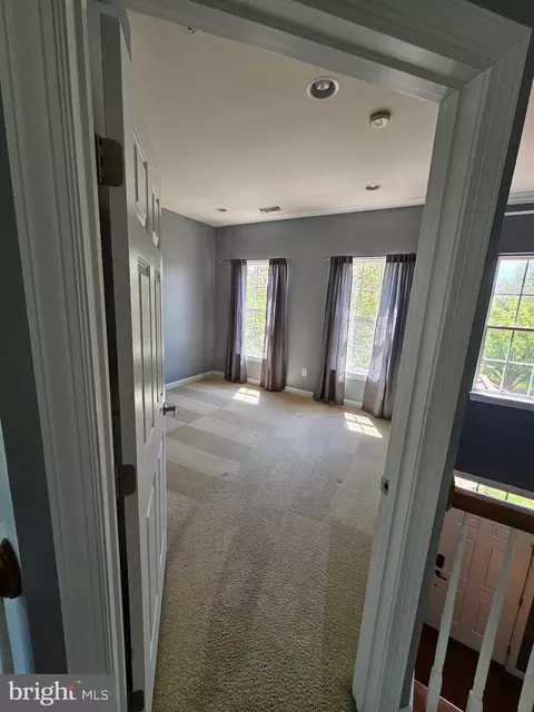 Entry Way - 14 Meridian Blvd, Bear, DE 19701 photo 13 of 17