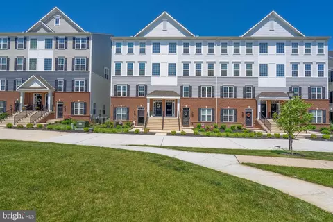 3847 Green St, Claymont, DE 19703