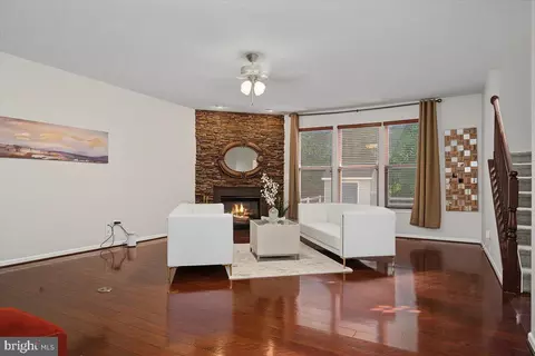 Living - 1146 E Founds St, Townsend, DE 19734 photo 1 of 2