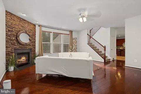 Living - 1146 E Founds St, Townsend, DE 19734 photo 2 of 2
