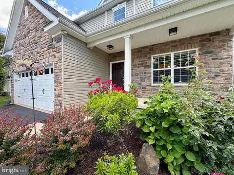 Exterior - 267 Ann Dr, Middletown, DE 19709 photo 3 of 25