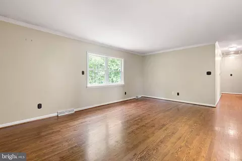 Living - 116 Dorothy Dr, Bear, DE 19701 photo 1 of 5