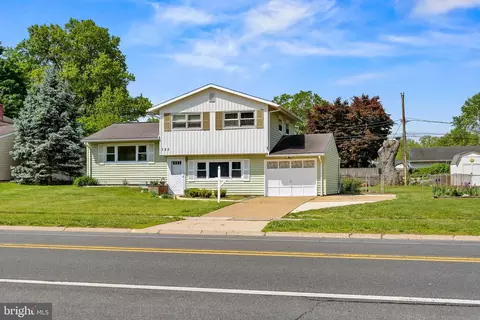 Other - 723 S Harmony Rd, Newark, DE 19713 photo 1 of 12