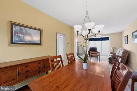 Dining - 222 W Hope Ct, Bear, DE 19701 photo 3 of 5