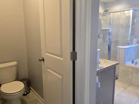 Bath - 344 Sun Blvd, Bear, DE 19701 photo 3 of 6