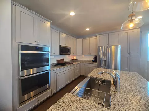 Kitchen - 344 Sun Blvd, Bear, DE 19701 photo 1 of 3