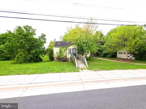 165 Christiana Rd, New Castle, DE 19720