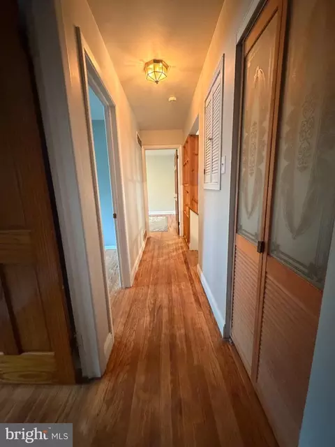 Entry Way - 6 Lynch Farm Dr, Newark, DE 19713 photo 2 of 2