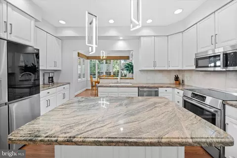 Kitchen - 9 E Aldine Dr, Hockessin, DE 19707 photo 3 of 5