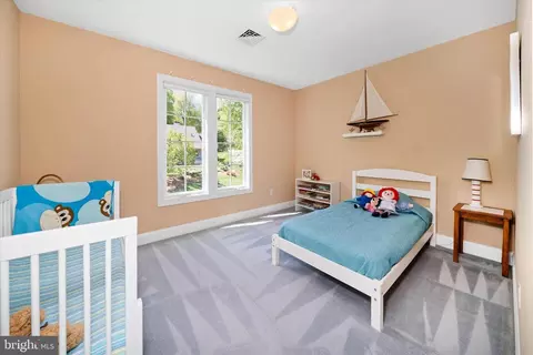 Bedroom - 9 E Aldine Dr, Hockessin, DE 19707 photo 8 of 9