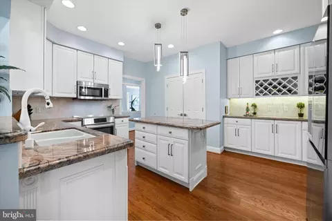 Kitchen - 9 E Aldine Dr, Hockessin, DE 19707 photo 4 of 5