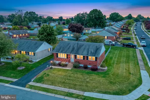 2307 Frann Dr, Wilmington, DE 19808