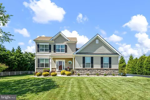 803 Sylvia Way, New Castle, DE 19720