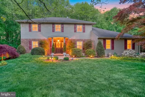 112 Tall Pines Rd, Newark, DE 19713