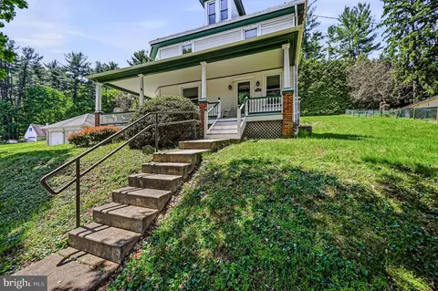 1101 Yorklyn Rd, Hockessin, DE 19707