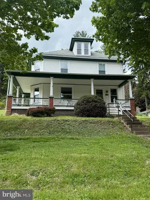 1101 Yorklyn Rd, Hockessin, DE 19707