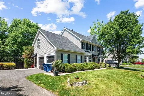 Exterior - 338 Canvasback Rd, Middletown, DE 19709 photo 3 of 11