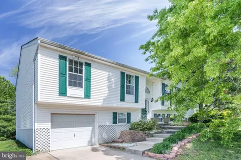 9 Birchgrove Rd, Newark, DE 19702